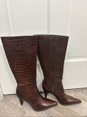 Gianni Bini  NEW 7 1/2 leather brown croc boots